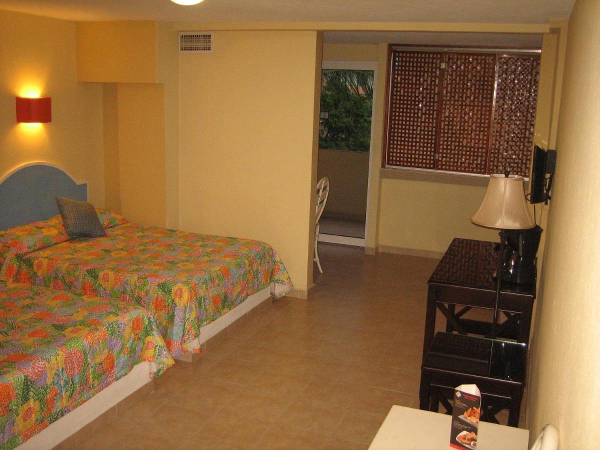 Hotel Delfines Acapulco By Ng Hoteles Exterior foto