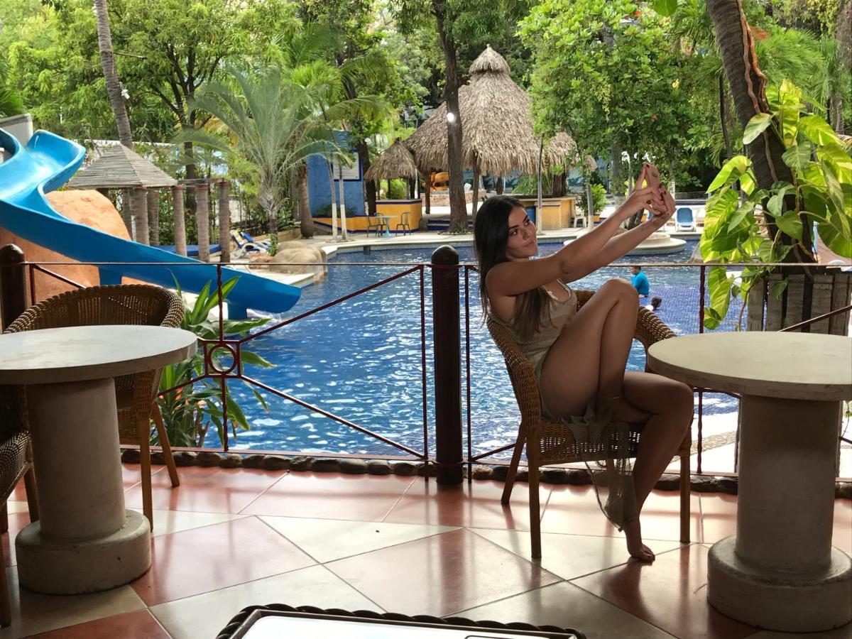 Hotel Delfines Acapulco By Ng Hoteles Exterior foto